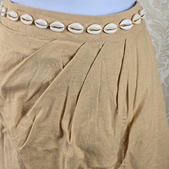Zara Size Large Tan/Cream Faux Wrap Skirt Cowrie Shells at Waist Tulip Hem NWOT - Picture 2 of 10